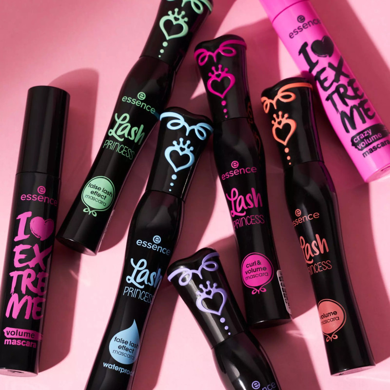 LASH LIKE A BOSS curl & length mascara – essence makeup