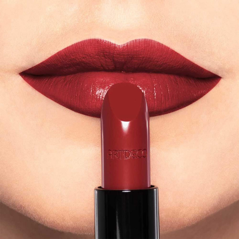 Labial Perfect Color - 806  red